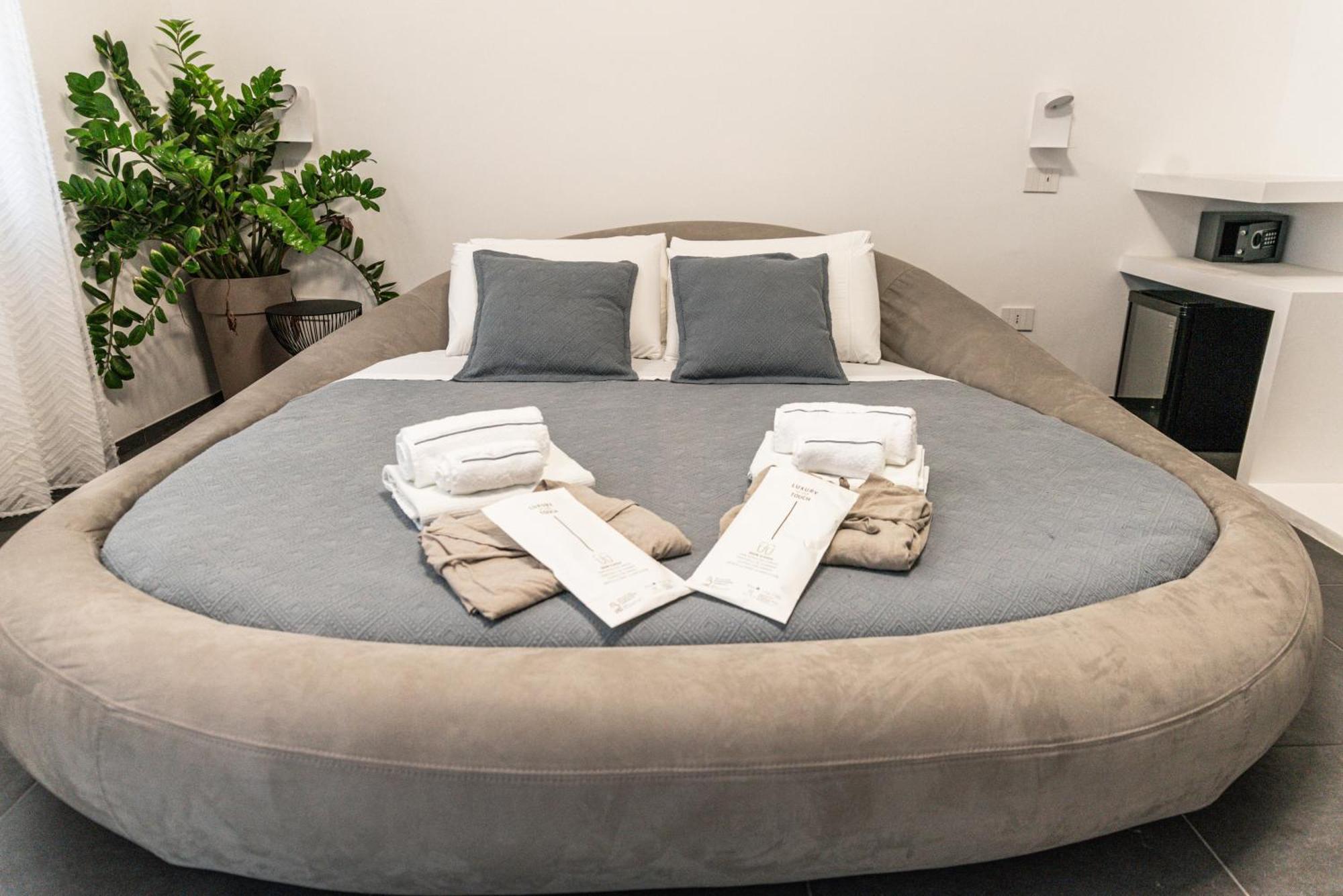 Luxury B&B Euphorbia Acireale Buitenkant foto